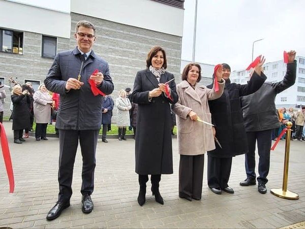 30-10-25-4 (1) 30-10-25-4 (1)